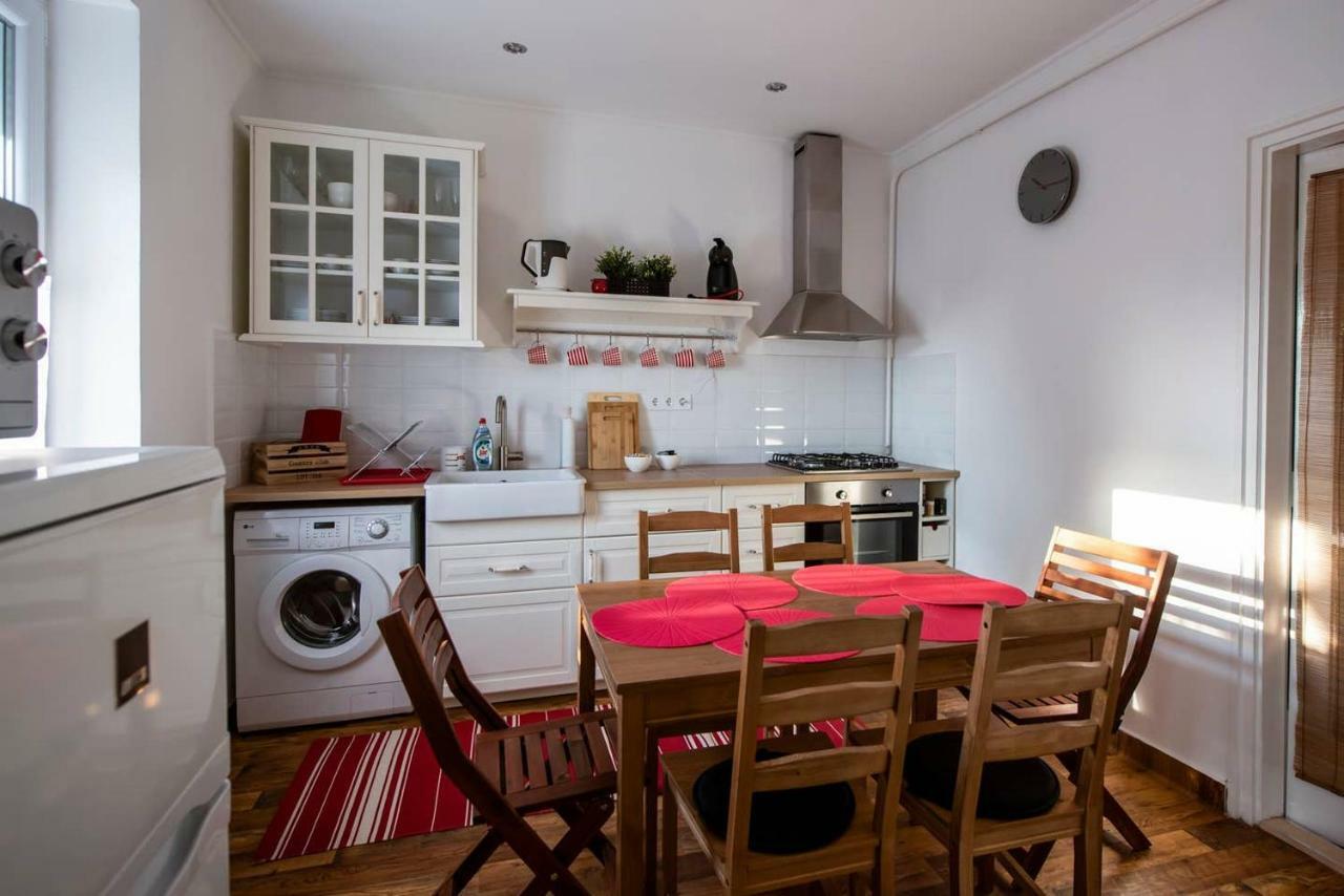 Viola Family Apartman Free Parking Pecs Ngoại thất bức ảnh